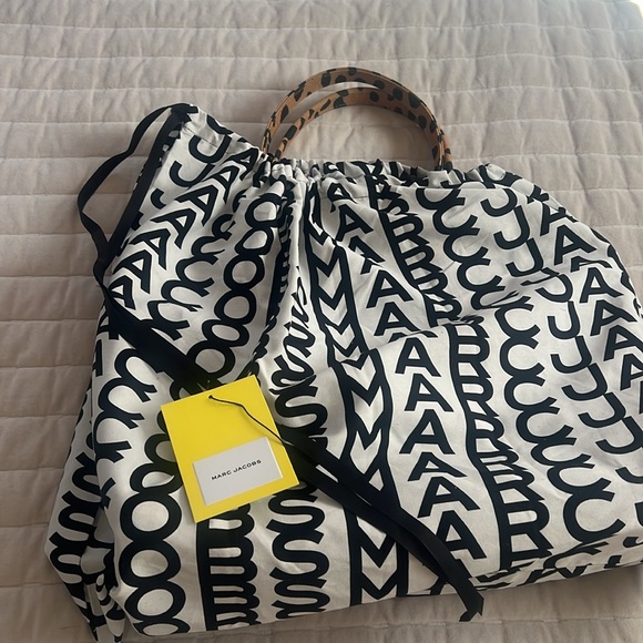 Marc Jacobs large tote - Picture 11 of 12